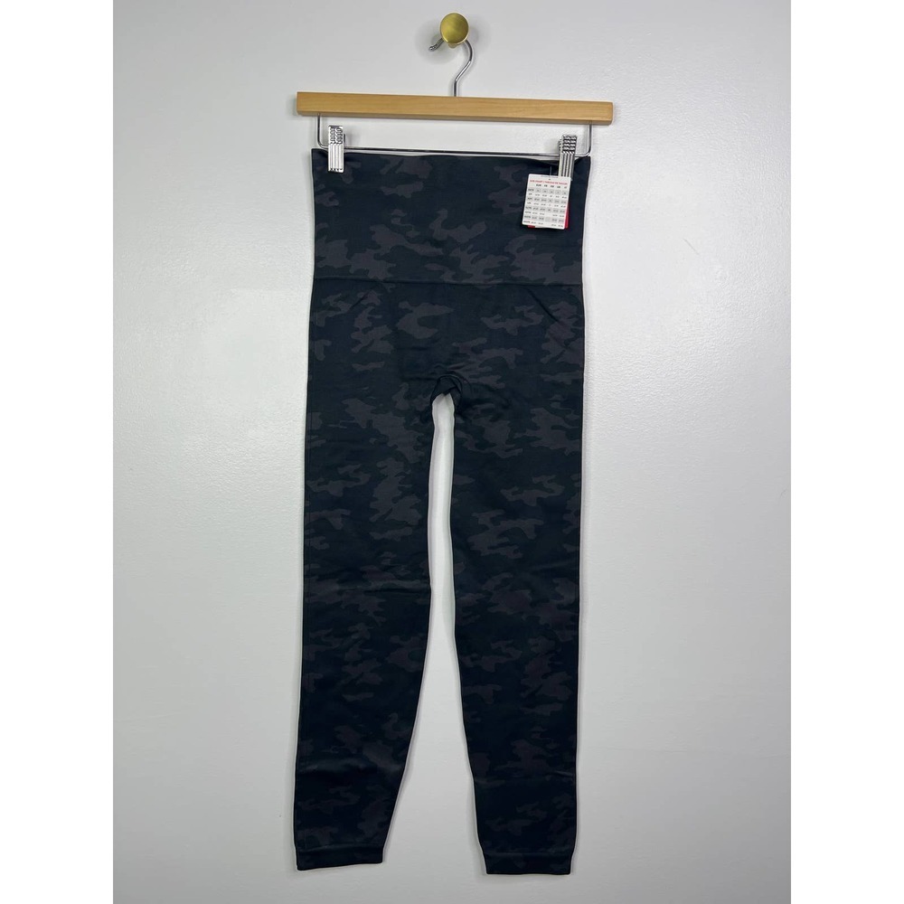 Spanx Look At Me Now Camo Casual Seamless Leggings Women's Black Size: L NWT - Picture 2 of 10